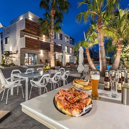 Apartment Luxury Casa Con Piscina, Wifi, 150m Dal Mare Miami Playa