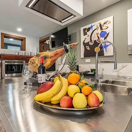 Luxury Casa Con Piscina, Wifi, 150m Dal Mare