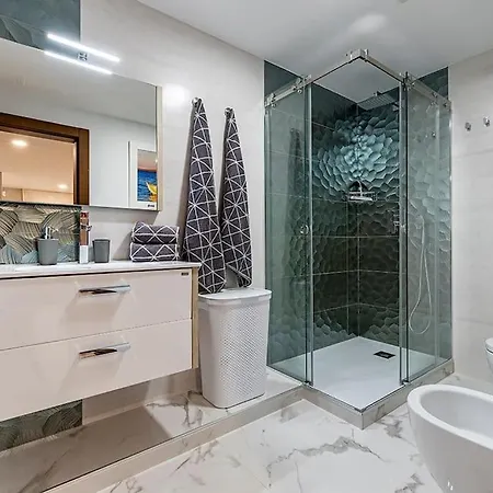 Luxury Casa Con Piscina, Wifi, 150m Dal Mare Apartment
