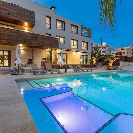Luxury Casa Con Piscina, Wifi, 150m Dal Mare