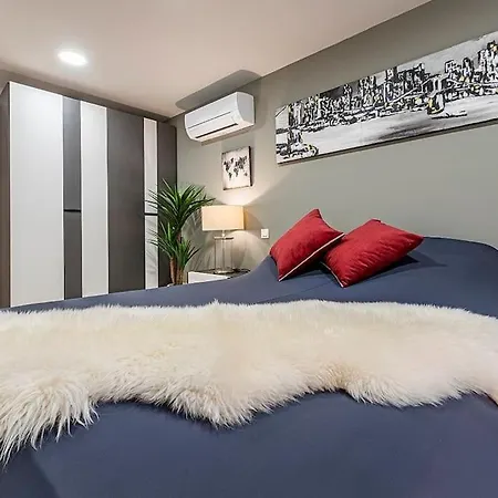 Apartment Luxury Casa Con Piscina, Wifi, 150m Dal Mare